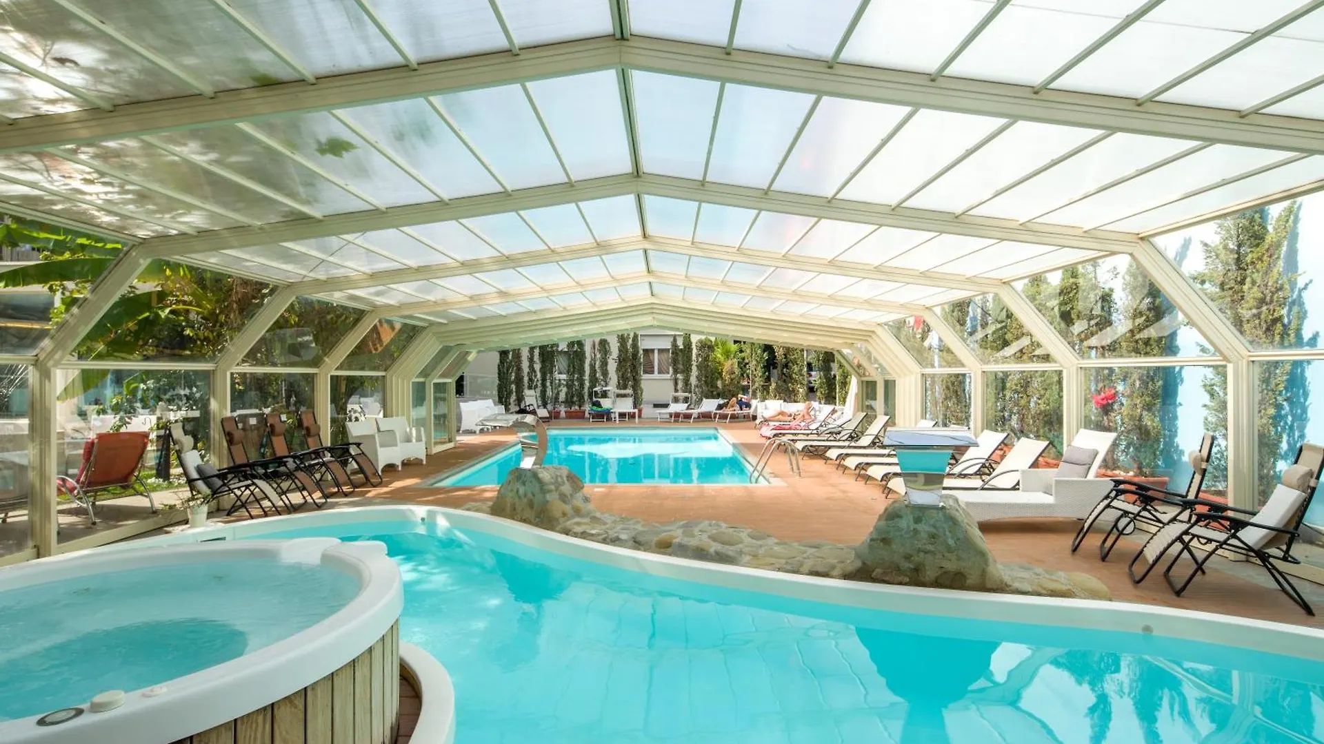 Hotel Manzoni Wellness&Spa contacts